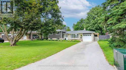 18 Jill'S Crt, Barrie, ON, L4M4L7 | Card Image