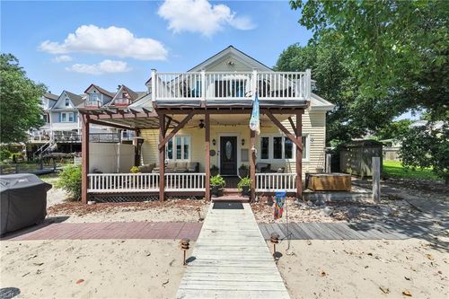 775 W Ocean View Ave, Norfolk, VA, 23503-1419 | Card Image
