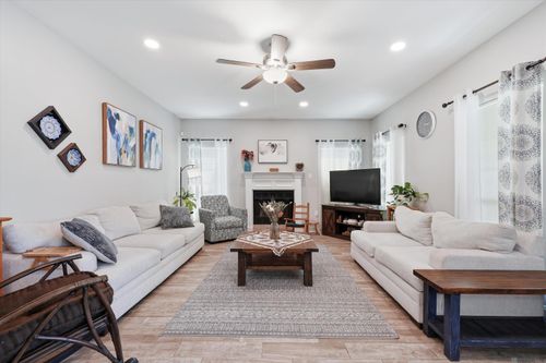 755 Meadow Bend Dr, Baton Rouge, LA, 70820-7680 | Card Image