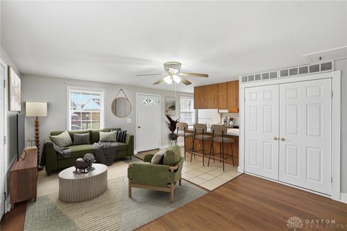 6750 Tiger Dr, Huber Heights, OH, 45424-2971 | Card Image