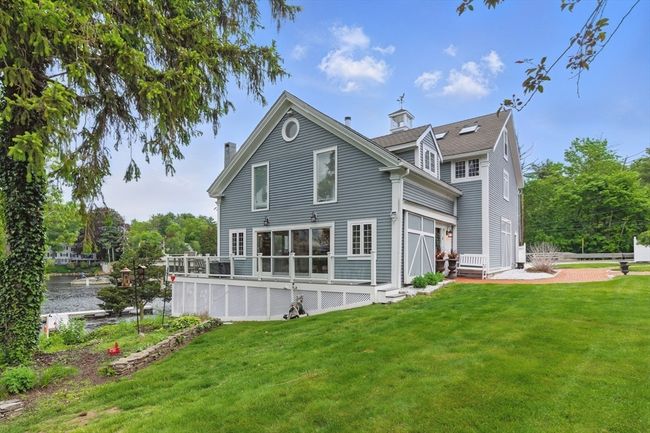 UNIT-3 - 1 Deer Island St, Condo with 2 bedrooms, 3 bathrooms and 2 parking in Amesbury MA | Image 15