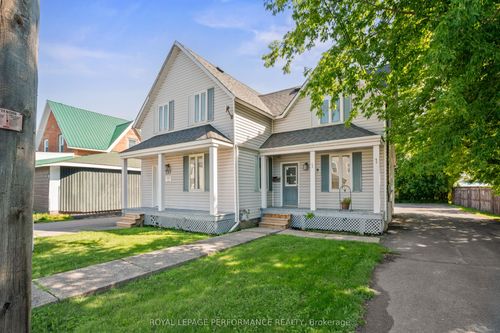 137-137-139 Main St S, North Glengarry, ON, K0C1A0 | Card Image