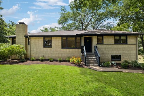 955 Davidson Dr, Nashville, TN, 37205-1003 | Card Image