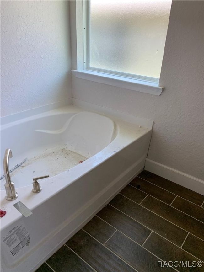 Actual owners bath- taken 4/17/2025 | Image 22