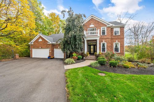 6573 Spinnaker Dr, Lewis Center, OH, 43035-9624 | Card Image