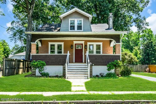 77 Woodland Ave, Ewing, NJ, 08638-2520 | Card Image