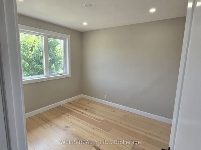 14 Snowood Crt, House attached with 3 bedrooms, 2 bathrooms and 4 parking in North York ON | Image 16