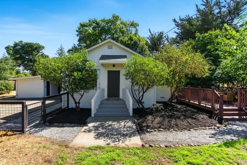 6750 Petaluma Hill Rd, Penngrove, CA, 94951-9502 | Card Image