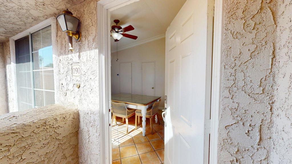 Residential Lease in Palm Springs