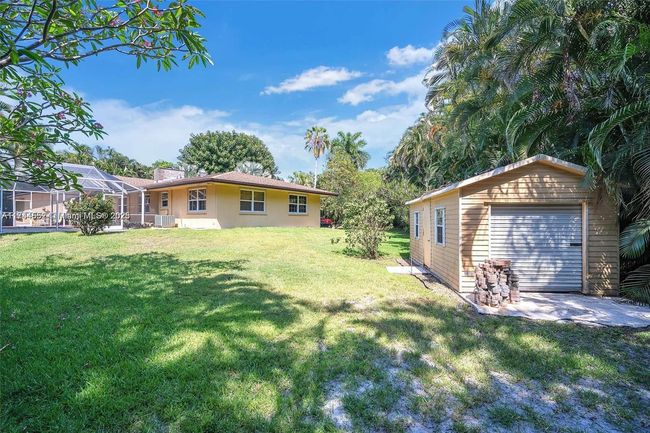 4851 Sw 106 Th Ave, House other with 3 bedrooms, 2 bathrooms and null parking in Davie FL | Image 14