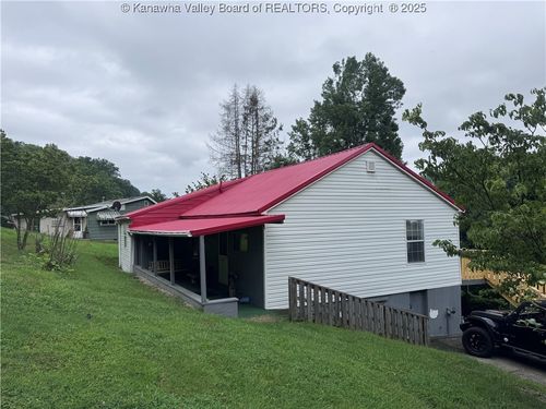 236 Easter Rd, Nitro, WV, 25143-1528 | Card Image