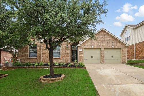2932 Softwood Cir, Fort Worth, TX, 76244-5204 | Card Image