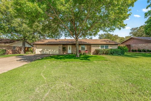 1003 Royal Ln, Graham, TX, 76450-4329 | Card Image