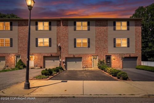 13 Jazz Cir, Whitehall, PA, 18052-5509 | Card Image