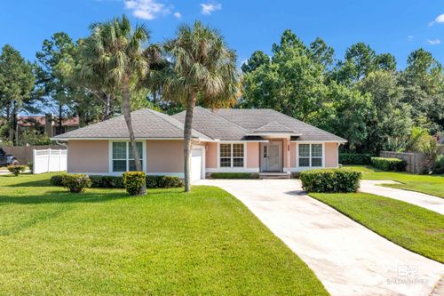651 Magnolia Cir, Gulf Shores, AL, 36542-3427 | Card Image