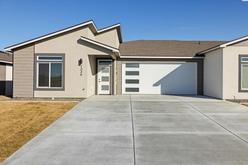 1336 S 50th Ave, West Richland, WA, 99353 | Card Image