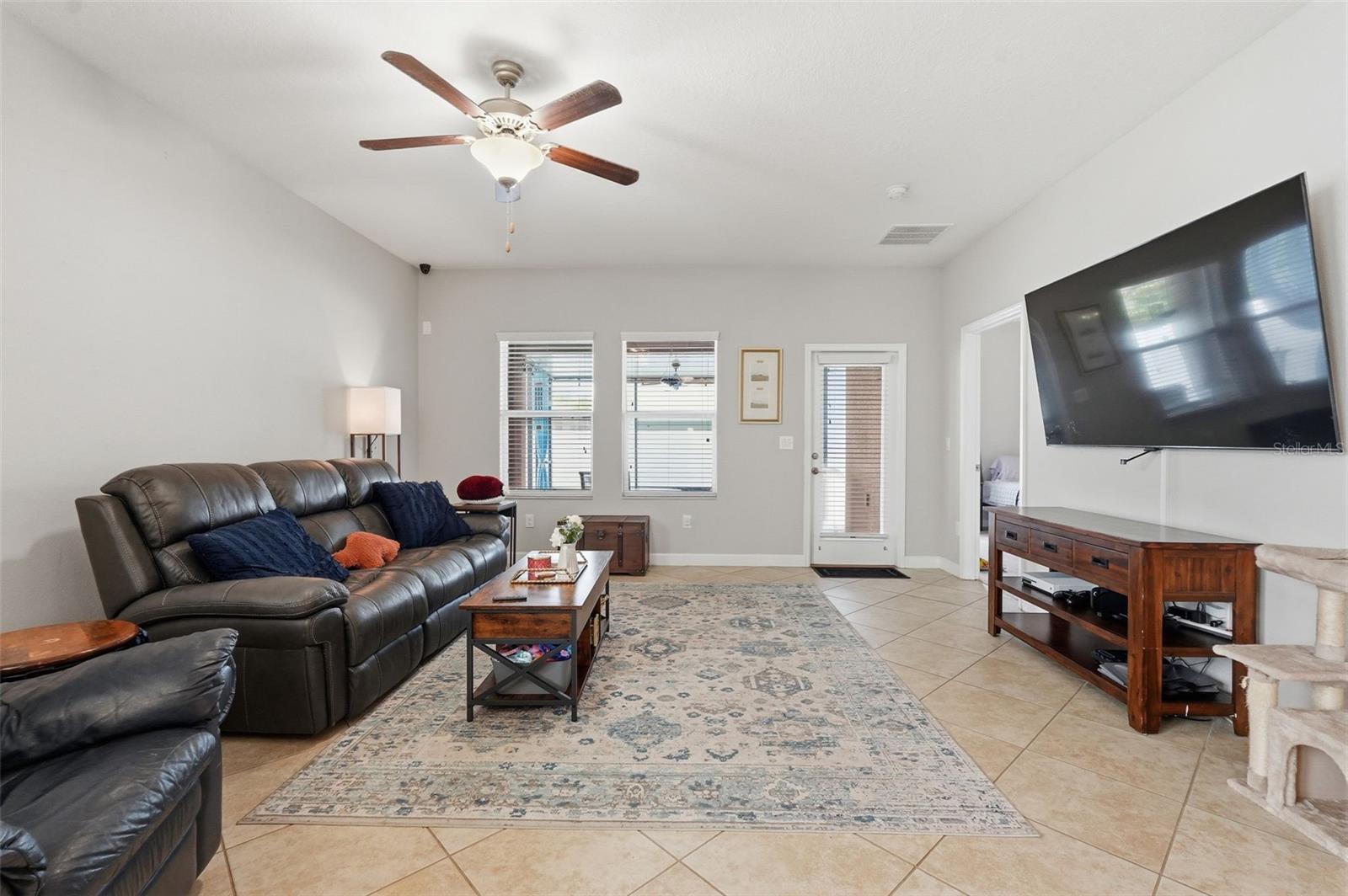 Residential in RIVERVIEW 4