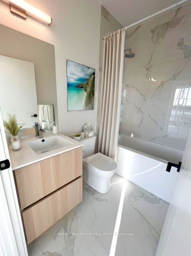 101 - 220 Missinnihe Way, Condo with 4 bedrooms, 3 bathrooms and null parking in Mississauga ON | Image 13