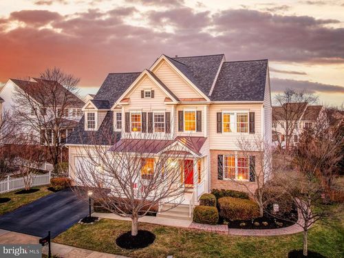 22876 Ashton Woods Dr, BRAMBLETON, VA, 20148-6964 | Card Image