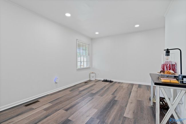 1401 Woodmont Ave Se, House other with 3 bedrooms, 2 bathrooms and null parking in Huntsville AL | Image 7