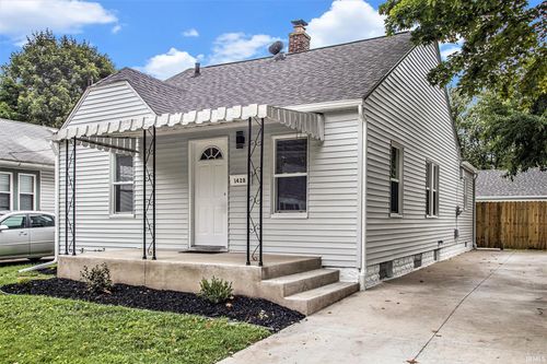 1428 Johnson Street, South Bend, IN, 46628 | Card Image