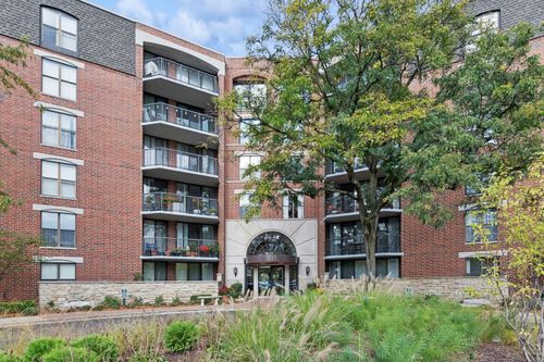 unit-509-511 Aurora Ave, Naperville, IL, 60540-6291 | Card Image