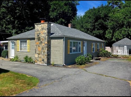 104 Fairgrounds Rd, Brooklyn, CT, 06234-1706 | Card Image