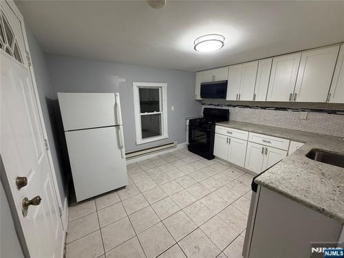 25 Hopper St, Prospect Park, NJ, 07508-2037 | Card Image