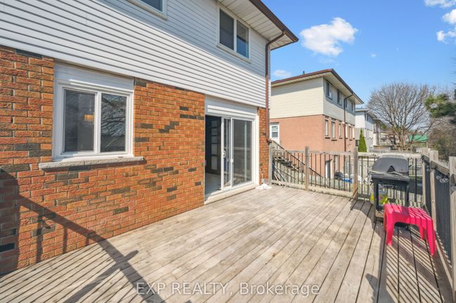 116 Dinison Cres, House attached with 3 bedrooms, 2 bathrooms and 3 parking in Kitchener ON | Image 22