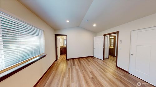 419 Penny Ave, Granite Falls, WA, 98252-8654 | Card Image