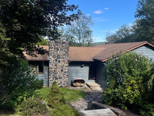 4 Mary Bee Ln, Sherman, CT, 06784-2037 | Card Image