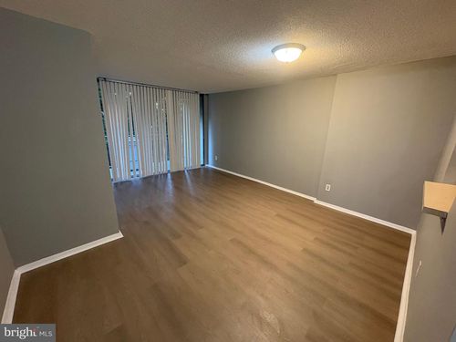 apt-217-1836 Metzerott Rd, ADELPHI, MD, 20783-3443 | Card Image