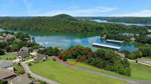 191 White Swan Dr, Vonore, TN, 37885-5393 | Card Image