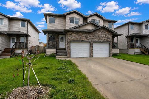 7027 112 St, Grande Prairie, AB, T8W0C8 | Card Image