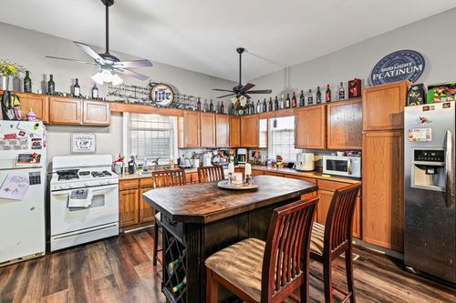 301 N Maple St, Covington, TN, 38019-2110 | Card Image