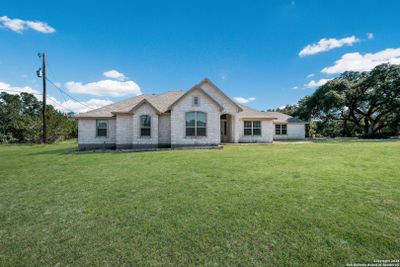 260 Mexican Hat Dr, House other with 4 bedrooms, 2 bathrooms and null parking in Spring Branch TX | Image 2