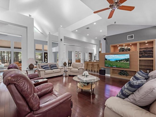 715 Commons Lakeview Dr, House other with 3 bedrooms, 3 bathrooms and null parking in Huffman TX | Image 11