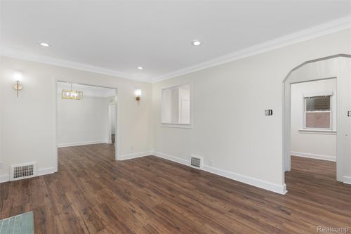 16652 Mendota St, Detroit, MI, 48221-2883 | Card Image