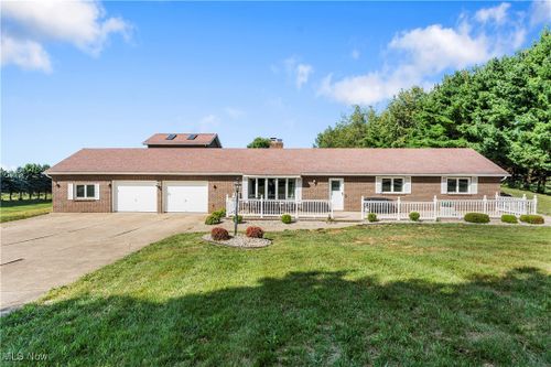 3875 Boettler St Ne, N Canton, OH, 44721-2316 | Card Image