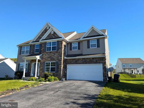 9 W Imperial Dr, ASPERS, PA, 17304-9303 | Card Image
