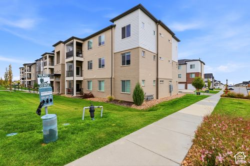 e202-13536 S Poole Dr, Riverton, UT, 84096-3069 | Card Image