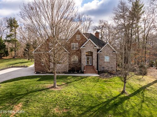 110 Saint James Ln, Clinton, TN, 37716-6367 | Card Image