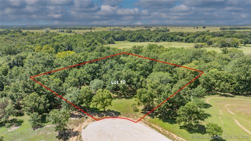10 N 3996 Ln, Ramona, OK, 74061 | Card Image