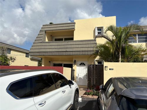 8317-8317 Sw 137th Ave, Miami, FL, 33183-4045 | Card Image