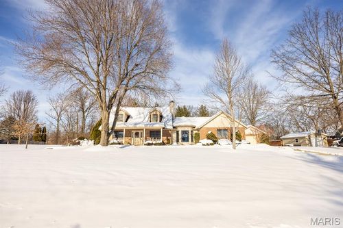 3 Ryan Cir, Lebanon, IL, 62254-1948 | Card Image