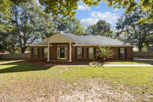 236 Wakeland Dr, Raymond, MS, 39154-7621 | Card Image