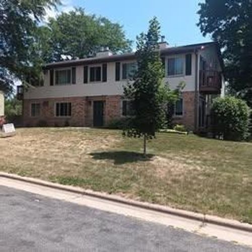 847 Walnut St, Verona, WI, 53593-1654 | Card Image