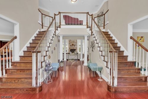 4 Sovereign Dr, Flanders, NJ, 07836-0229 | Card Image
