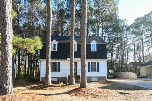 1705 Parkway St W, Wilson, NC, 27893-2732 | Card Image