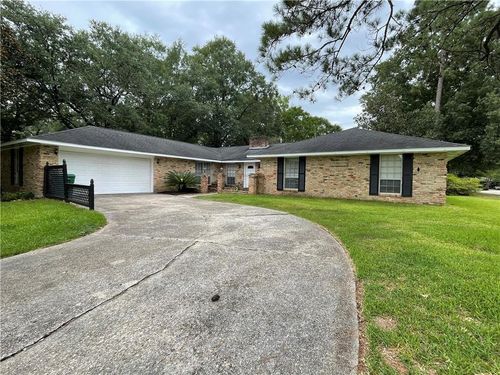334 Country Club Blvd, Slidell, LA, 70458-1368 | Card Image